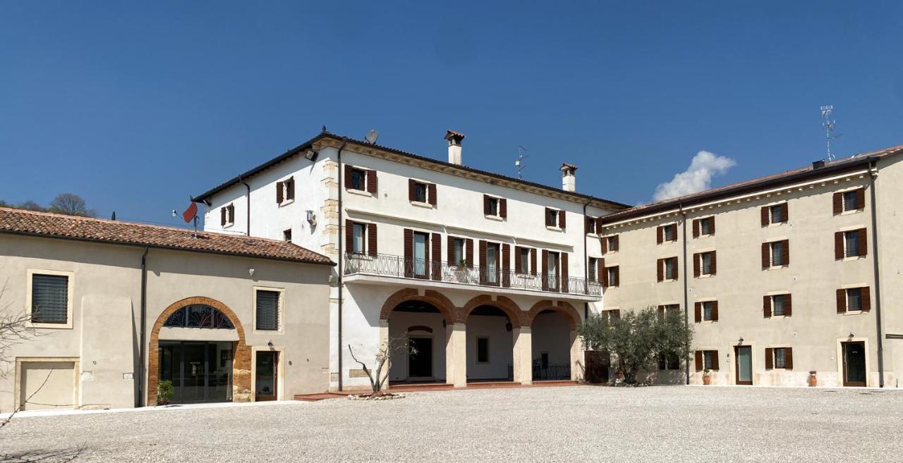 Mezzane di Sotto Verdeolivo 1876 - Apartments & Pool מראה חיצוני תמונה