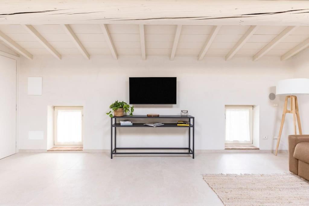 Mezzane di Sotto Verdeolivo 1876 - Apartments & Pool מראה חיצוני תמונה