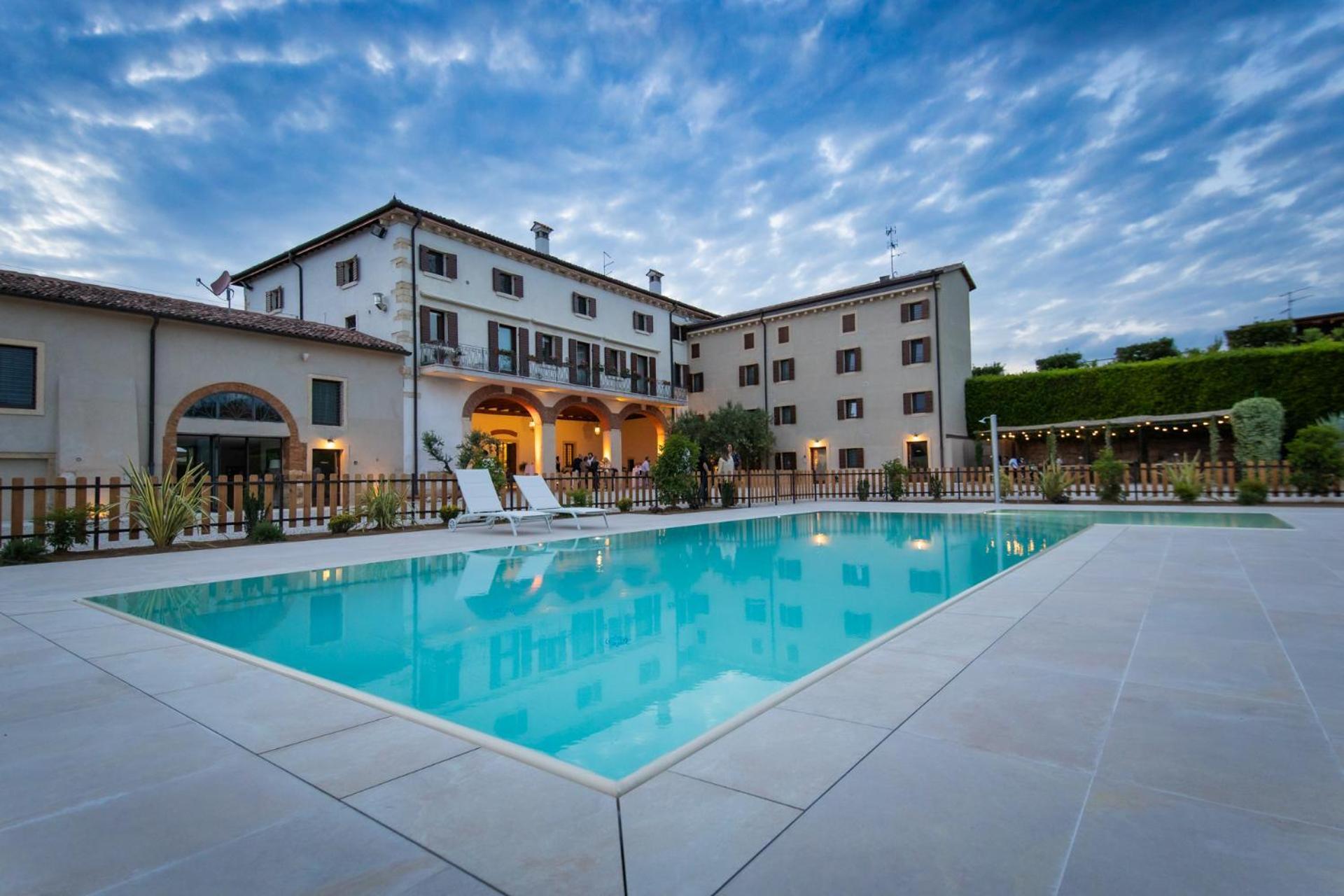 Mezzane di Sotto Verdeolivo 1876 - Apartments & Pool מראה חיצוני תמונה