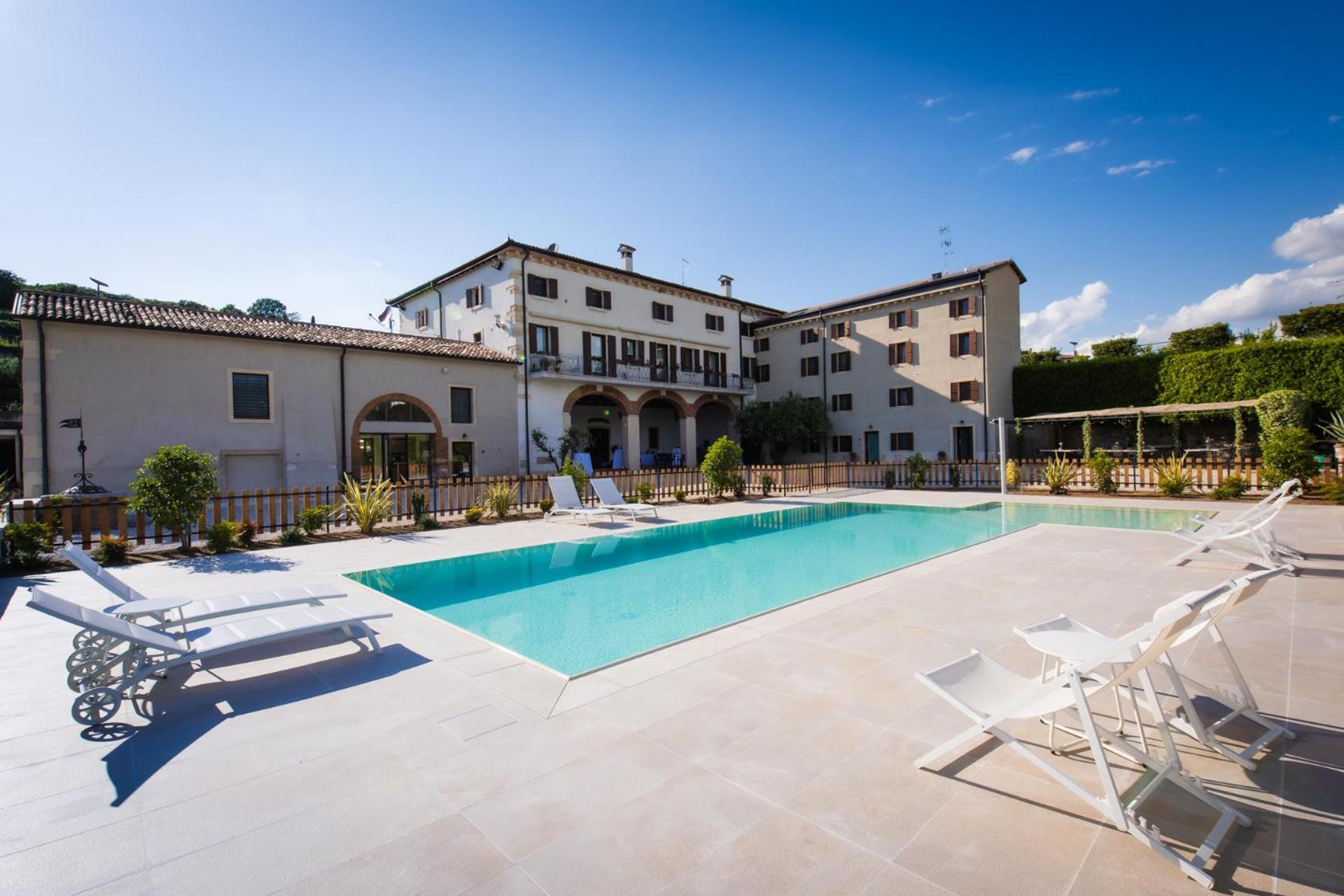 Mezzane di Sotto Verdeolivo 1876 - Apartments & Pool מראה חיצוני תמונה