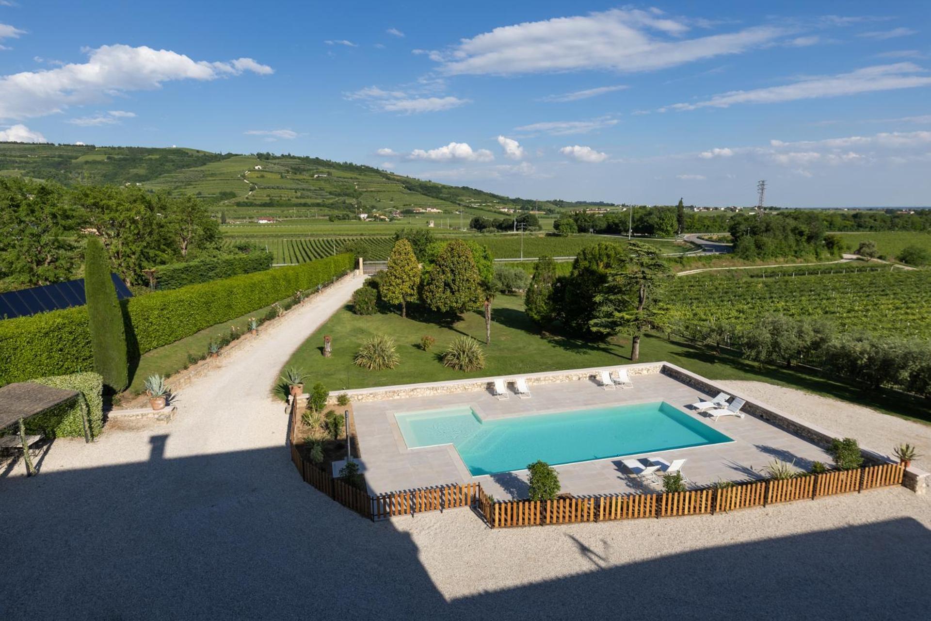 Mezzane di Sotto Verdeolivo 1876 - Apartments & Pool מראה חיצוני תמונה