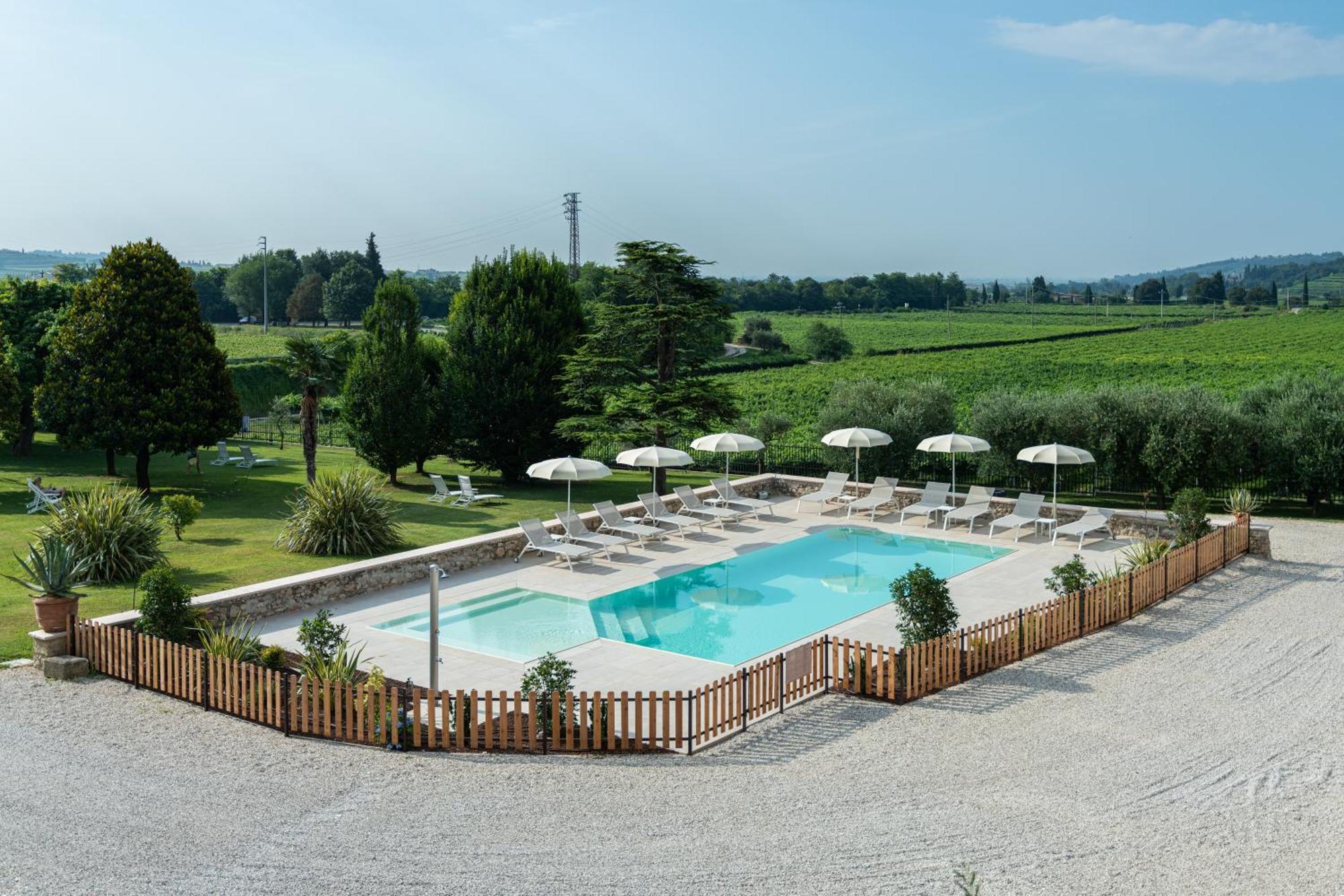 Mezzane di Sotto Verdeolivo 1876 - Apartments & Pool מראה חיצוני תמונה